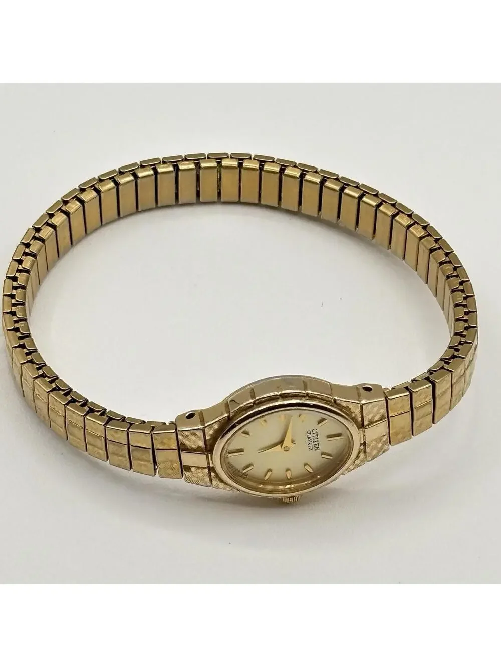 Citizen Vintage 90s Champagne Gold-Tone 17mm Watch w/ Expansion Band 5920-S52446